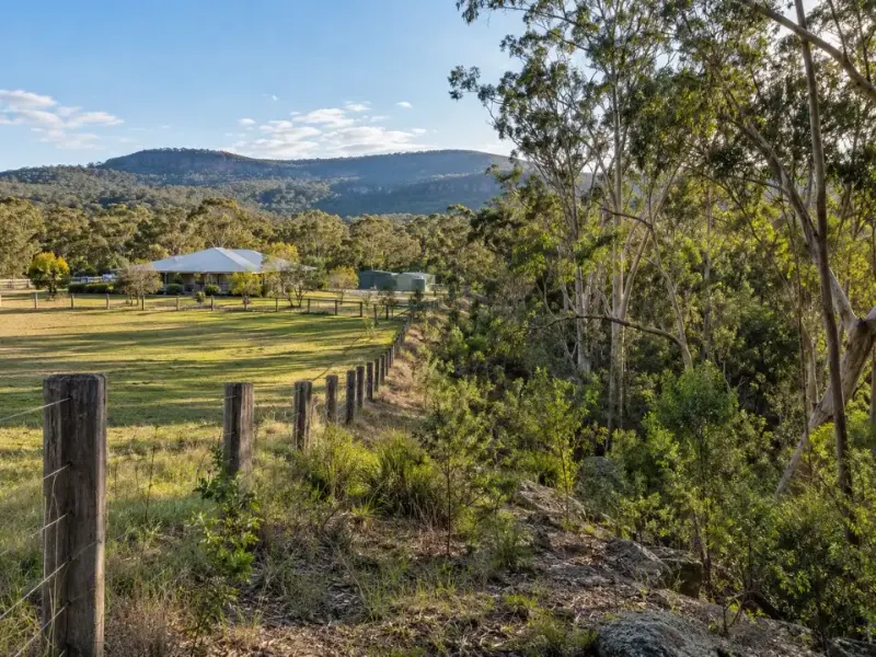 Rural property bordering bushland in Wollondilly Shire